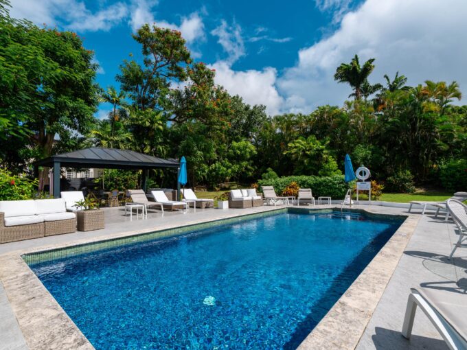 sandy lane estate sylanna onyx real estate developer investment beach club golf green monkey golf course club house country club old nine exclusive
