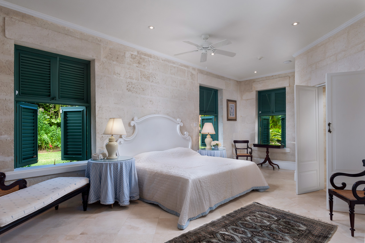 sandy lane barbados sundial plantation holetown pool beach sea neptune kitchen address prestige golf green monkey par 9 tiger woods charitable trust onyx real estate property investment luxury