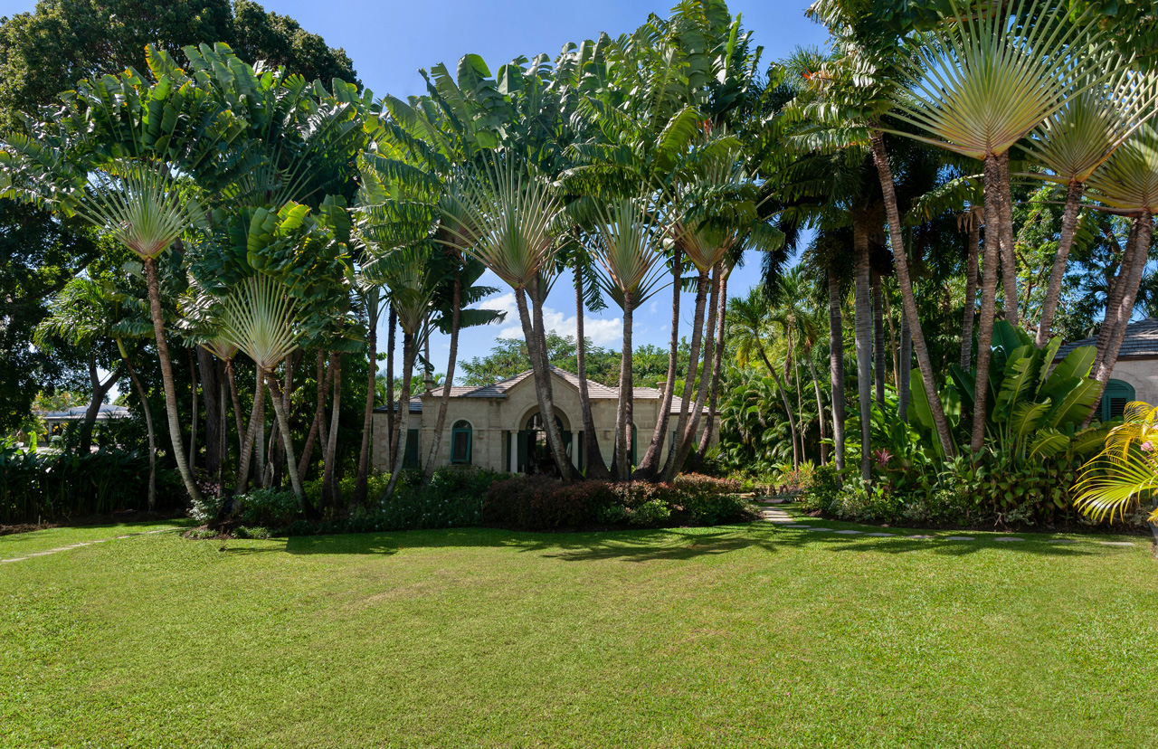 sandy lane barbados sundial plantation holetown pool beach sea neptune kitchen address prestige golf green monkey par 9 tiger woods charitable trust onyx real estate property investment luxury