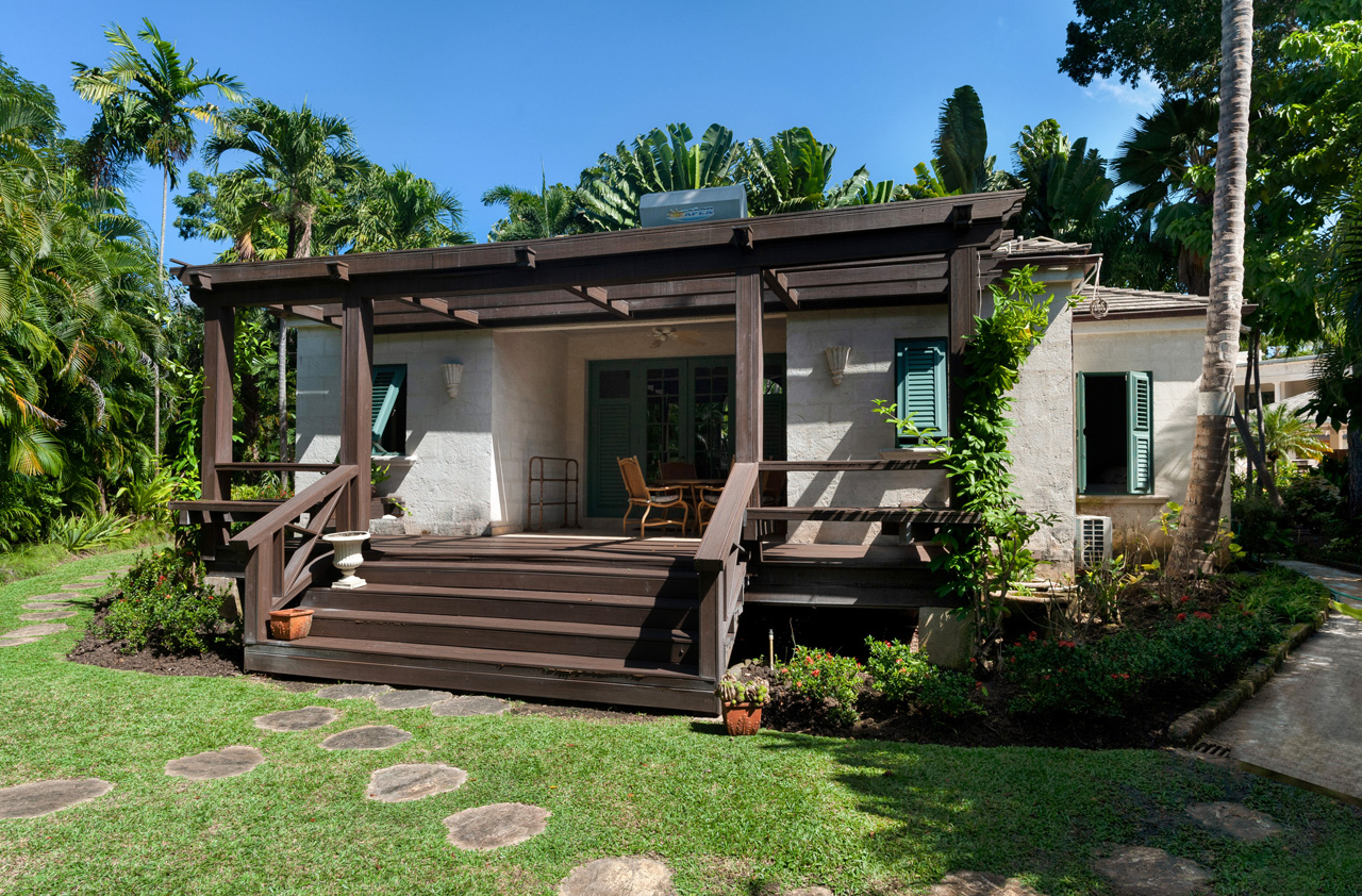 sandy lane barbados sundial plantation holetown pool beach sea neptune kitchen address prestige golf green monkey par 9 tiger woods charitable trust onyx real estate property investment luxury