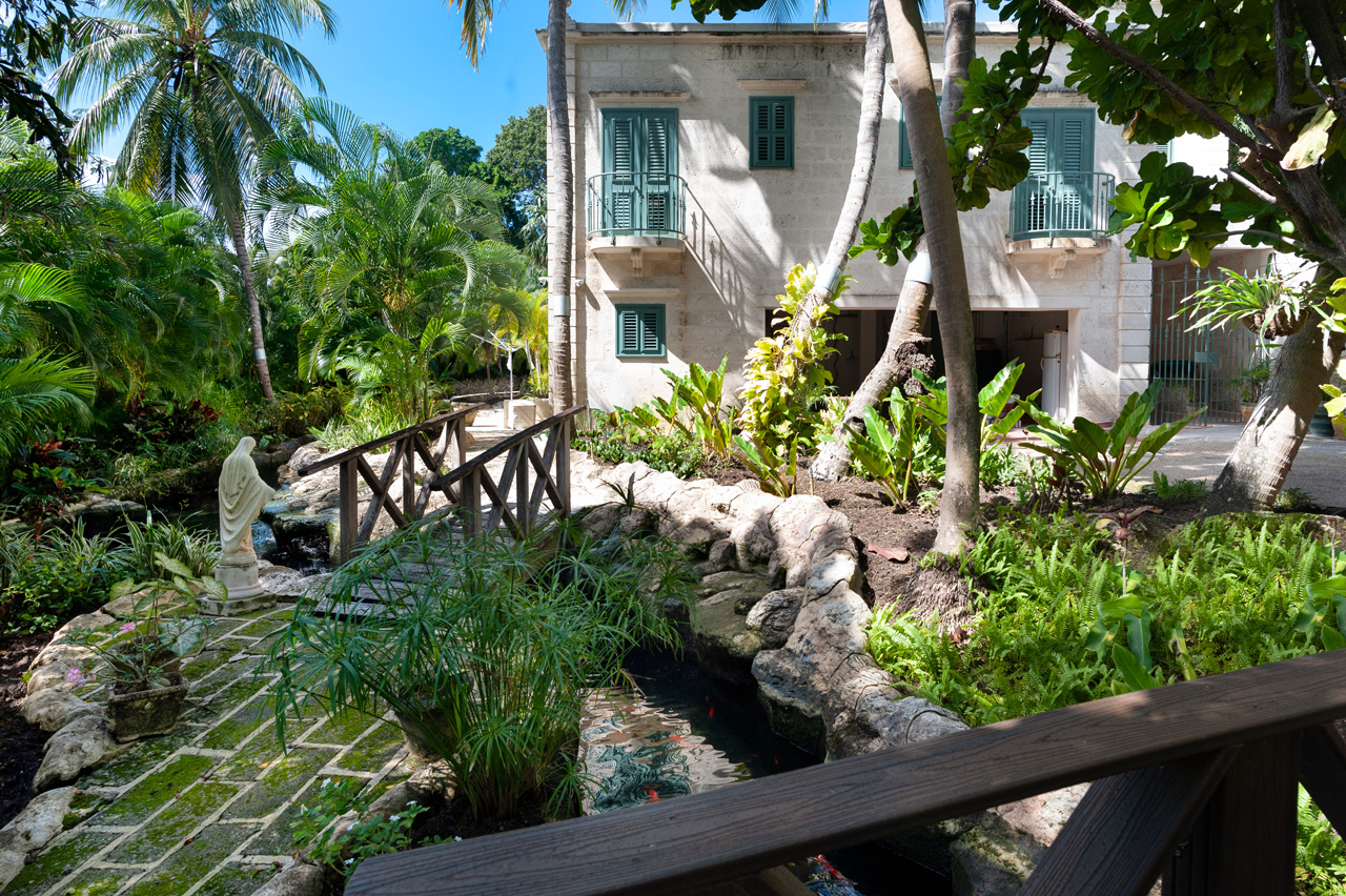 sandy lane barbados sundial plantation holetown pool beach sea neptune kitchen address prestige golf green monkey par 9 tiger woods charitable trust onyx real estate property investment luxury