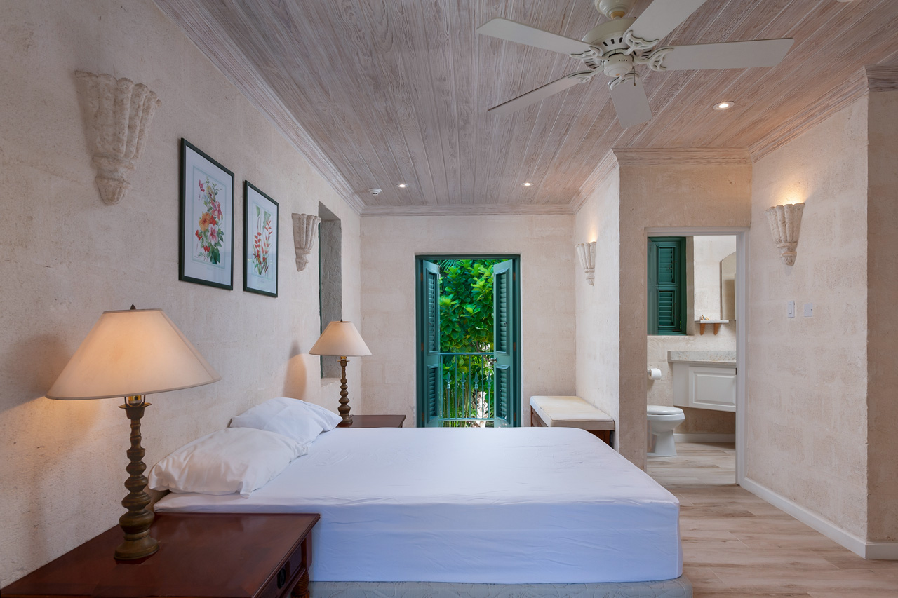sandy lane barbados sundial plantation holetown pool beach sea neptune kitchen address prestige golf green monkey par 9 tiger woods charitable trust onyx real estate property investment luxury