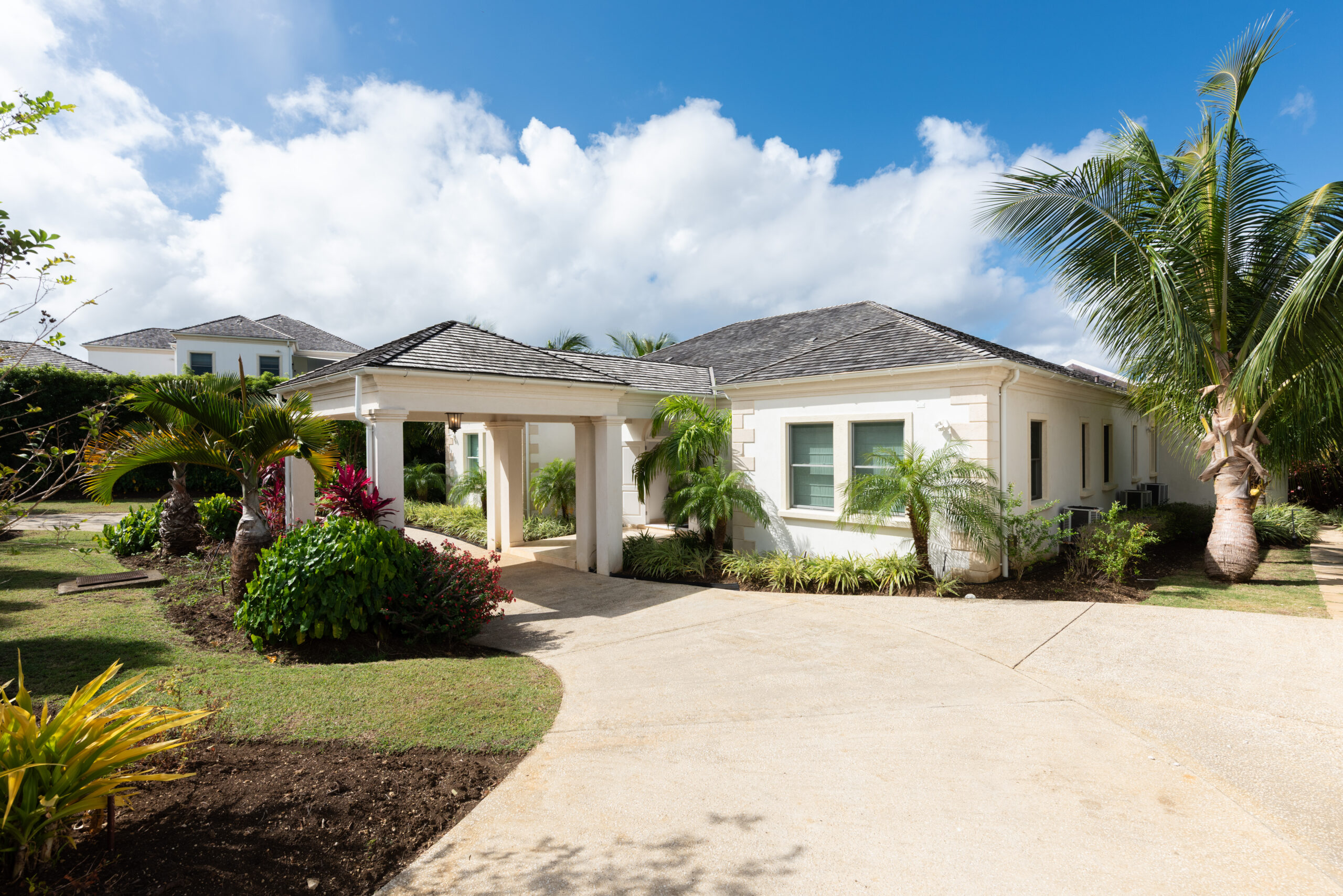 Royal westmoreland golf community gated holetown bridgetown st james barbados speightstown coast sea views horizon onyx real estate development luxury golf