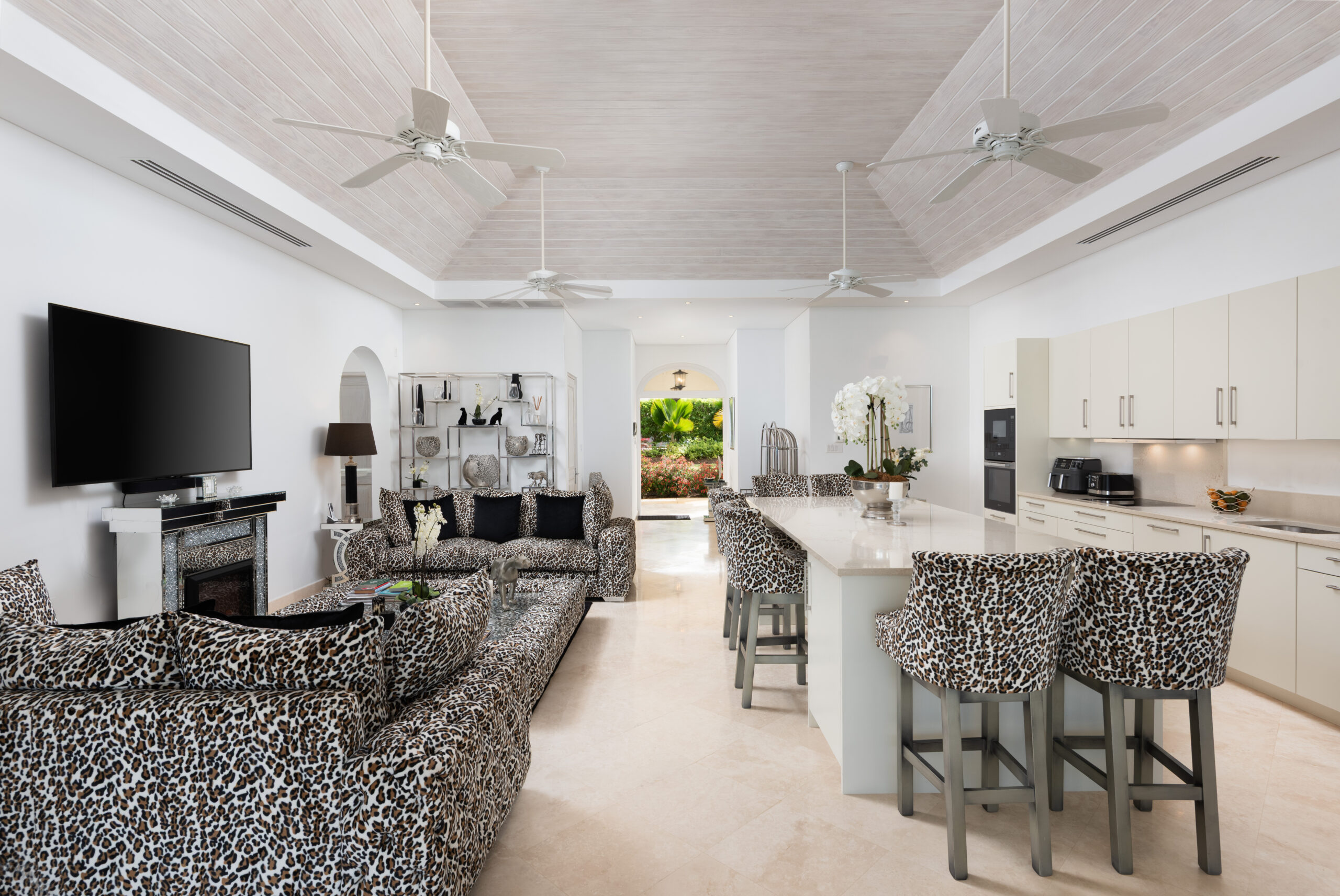 Royal westmoreland golf community gated holetown bridgetown st james barbados speightstown coast sea views horizon onyx real estate development luxury golf