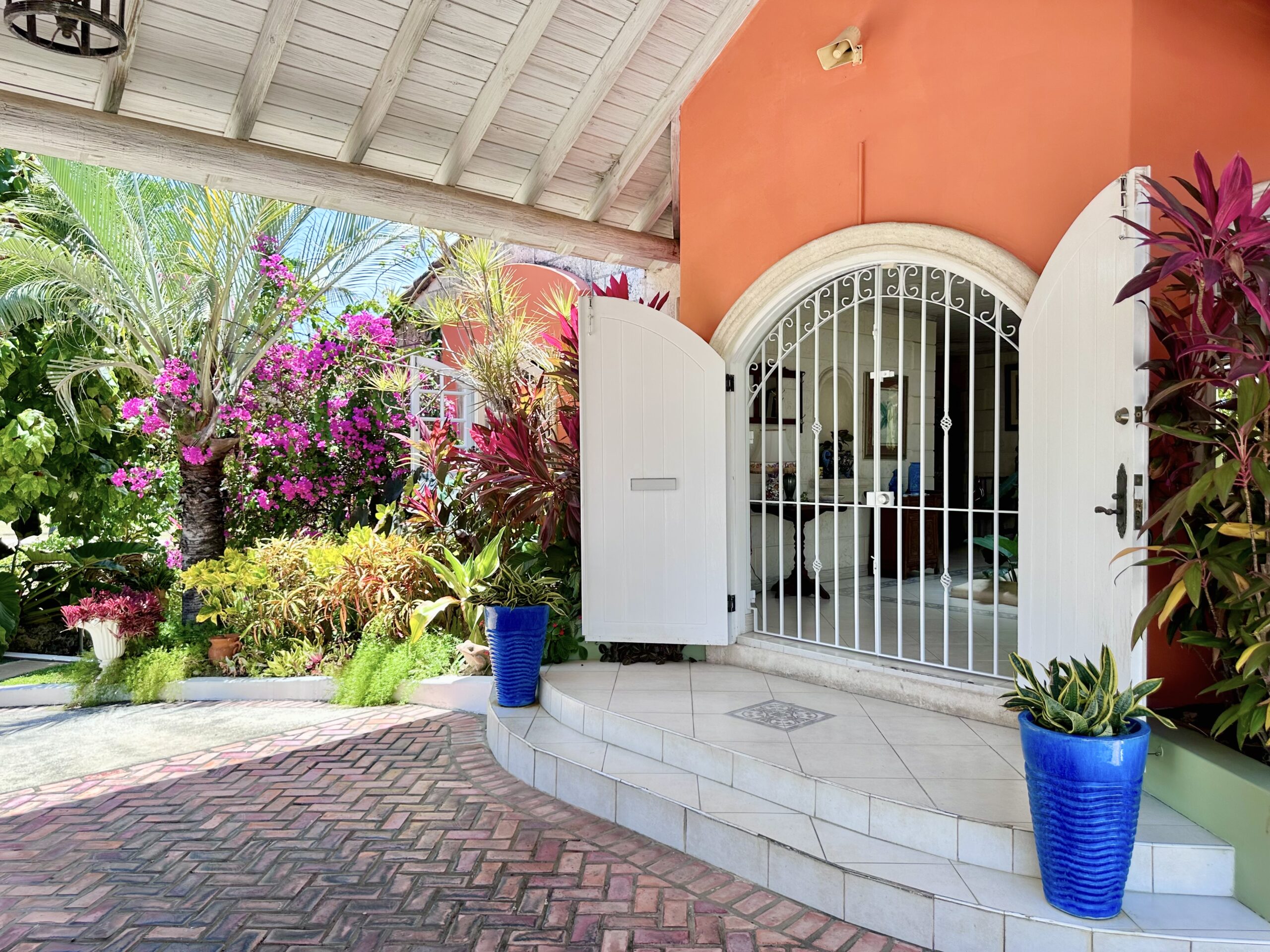 tisbliss real estate golf course durants golf christ church investment onyx real estate income generator investment airbnb rental single storey storage barbados bridgetown land residential