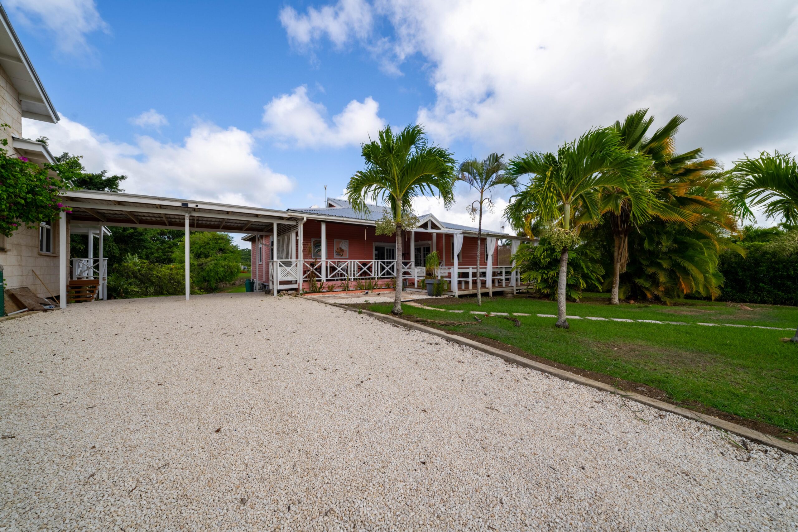 House exterior and driveway with lawn at 39 Blowers, St James