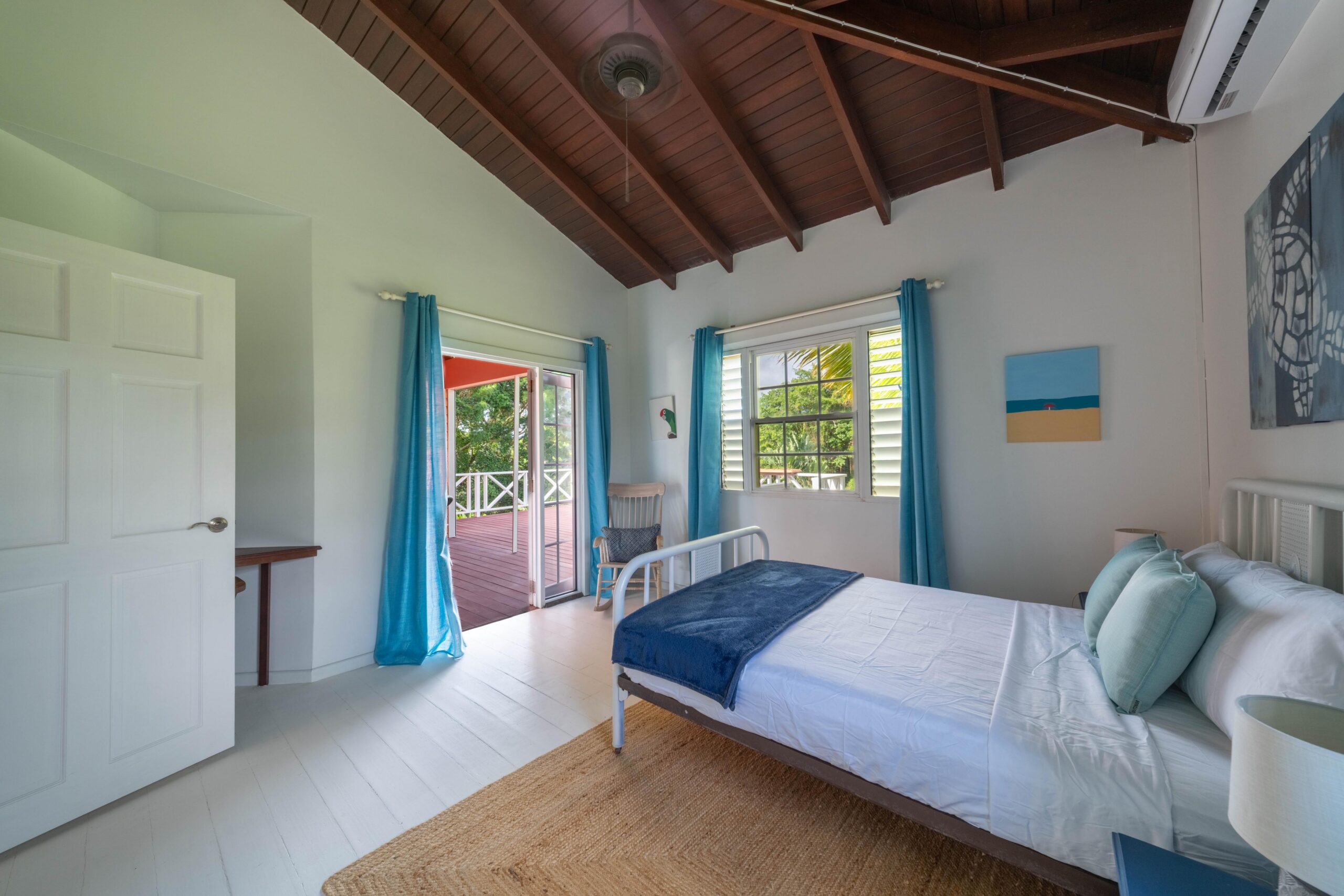 Bedroom in the guest cottage at 39 Blowers, St James